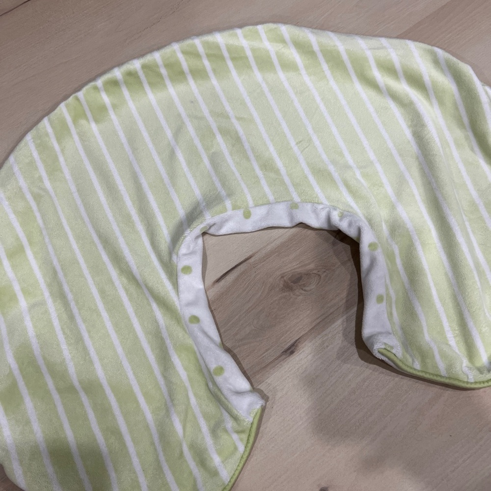 Pottery barn boppy cover